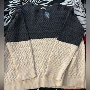 NWT Women’s Sweater